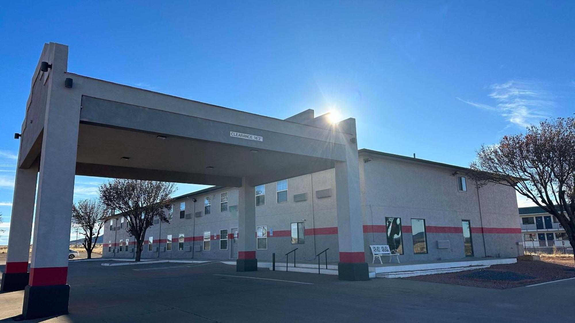 Econo Lodge Tucumcari Route 66 מראה חיצוני תמונה
