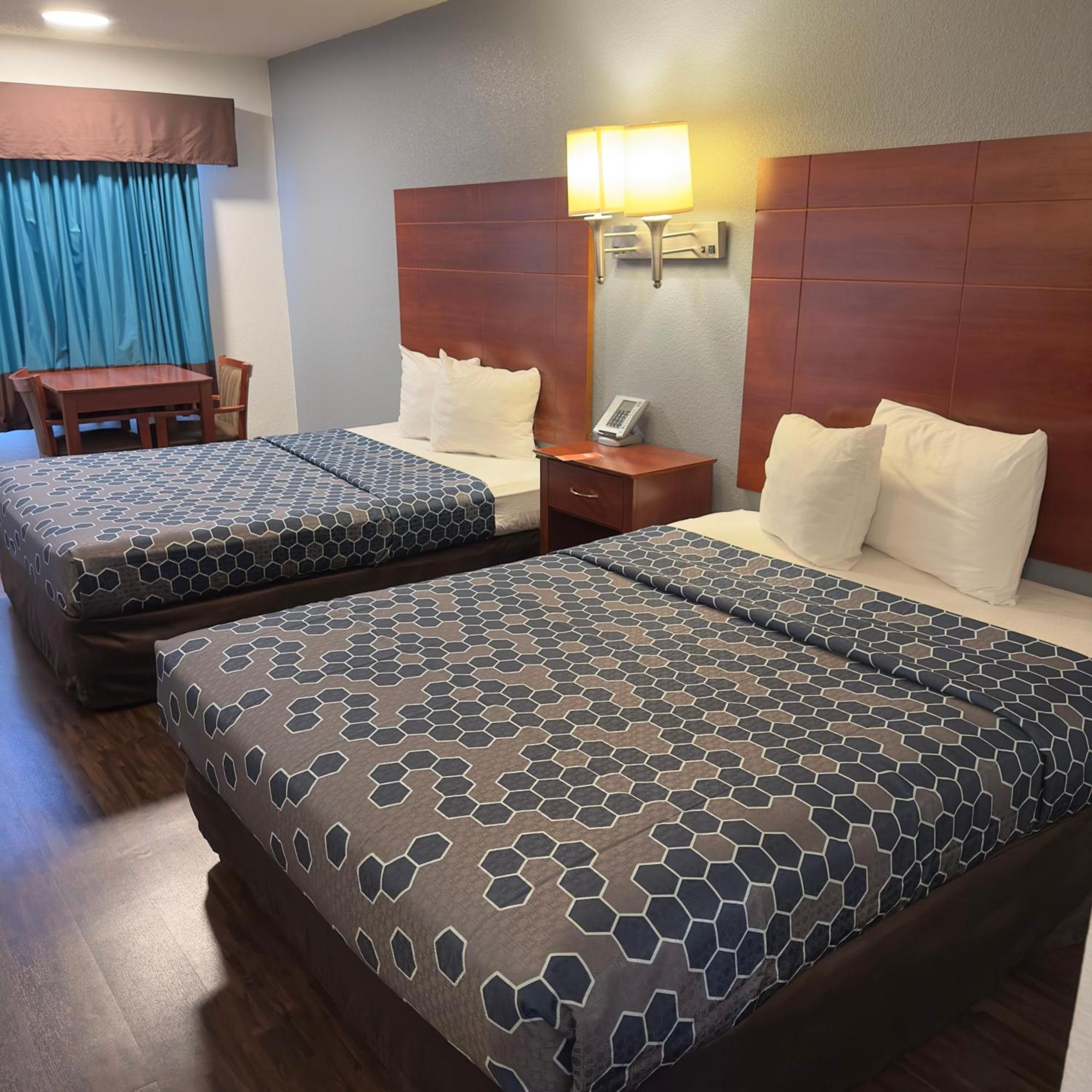 Econo Lodge Tucumcari Route 66 מראה חיצוני תמונה